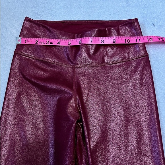 Nike Dri-Fit Rose Gold Shimmer One Icon Clash Tight/Leggings - Size XS - Picture 4 of 12